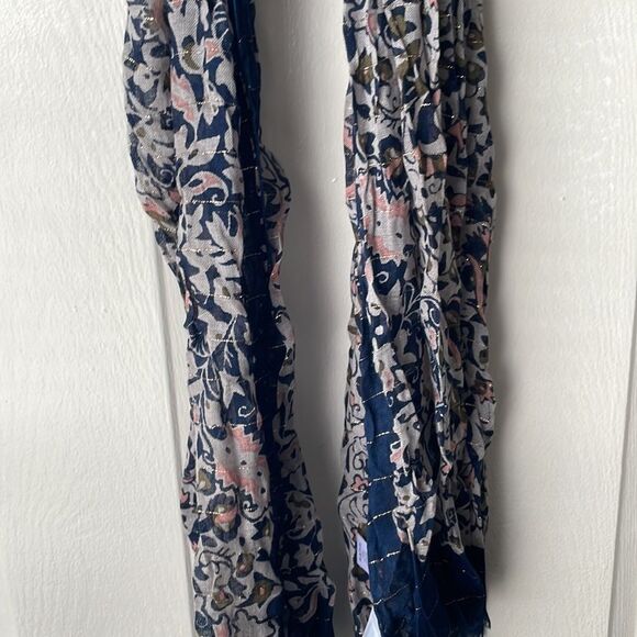 Loft Patterned Scarf - NWT - Picture 3 of 3